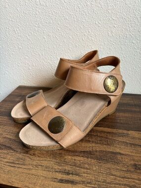 Taos Women’s Carousel 3 Sandals